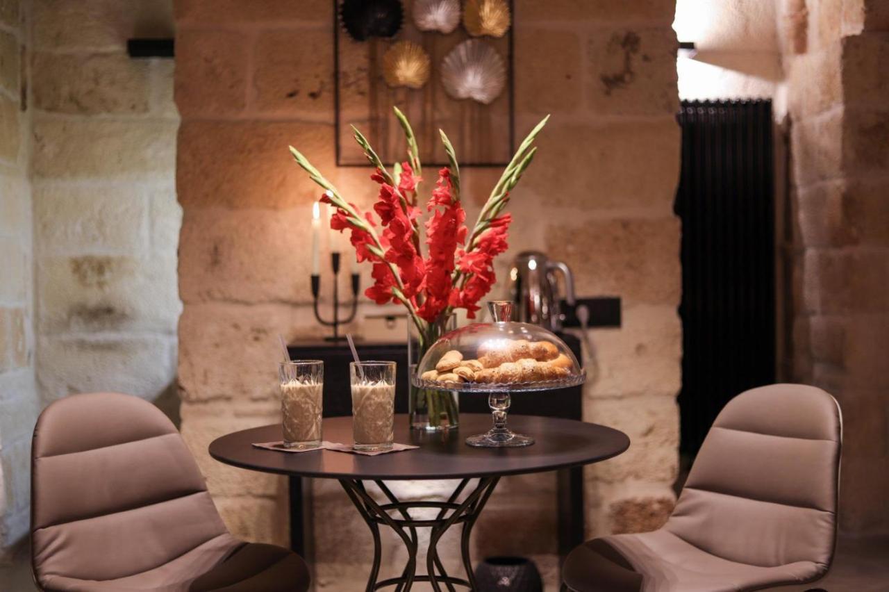 Suite & Spa Via Veneto Монополи Екстериор снимка