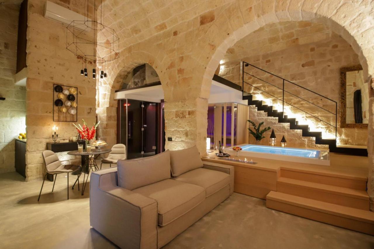 Suite & Spa Via Veneto Монополи Екстериор снимка